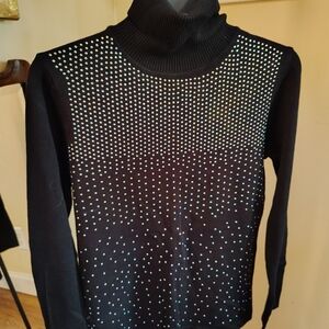 Black Ribbed Top by Questions